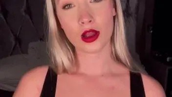 Irish mistress gives seductive JOI instructions